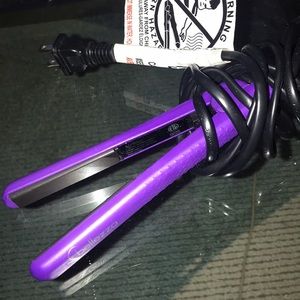 Mini flat iron